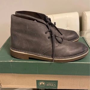 Mens Clark Dessert boot size 7 grey leather